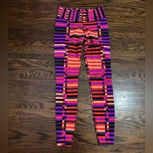 Nike Leggings Stripes purple red orange black